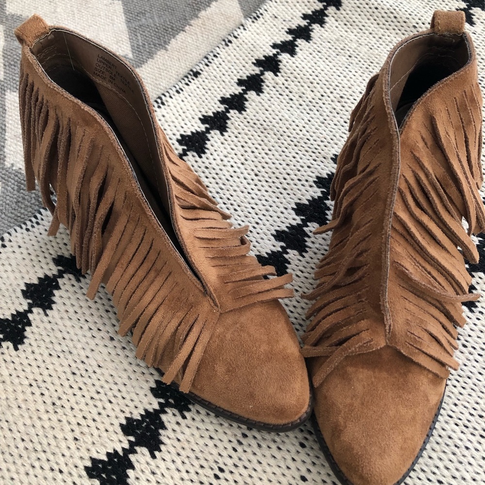 Coconuts by Matisse Fringe Booties